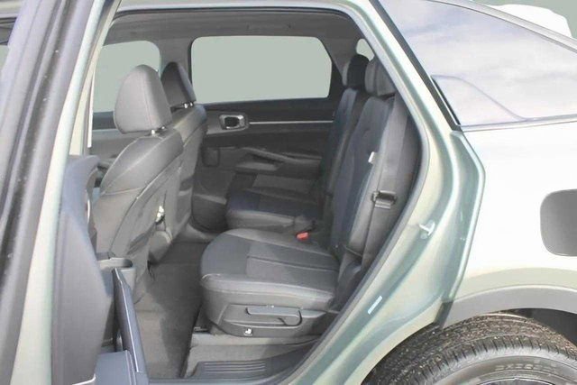 New 2025 Kia Sorento X-Line EX image 8