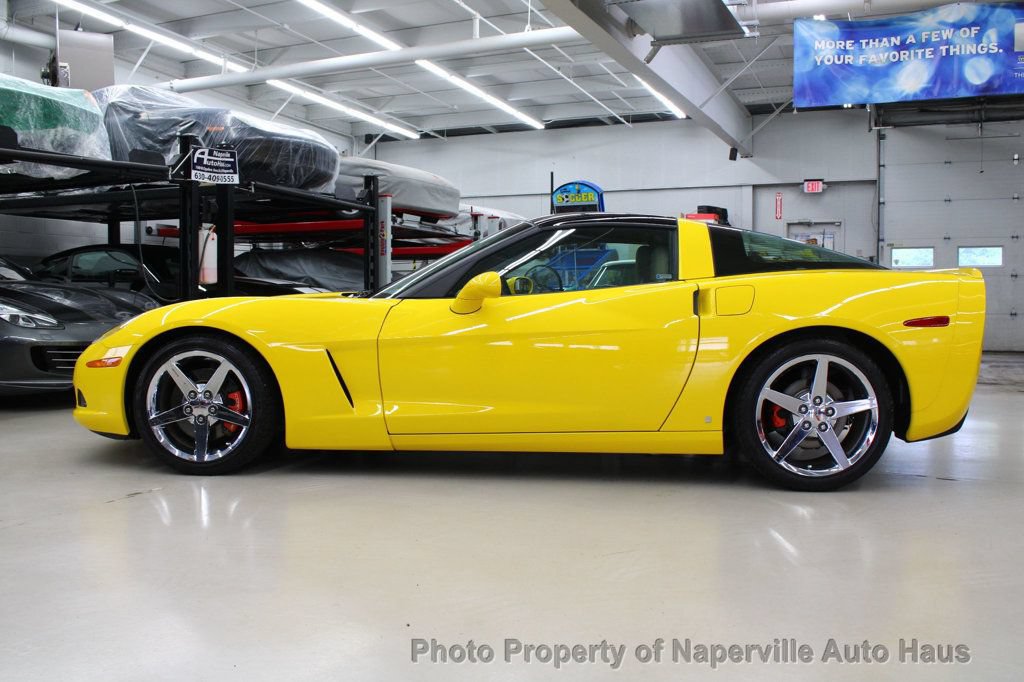 Used 2007 Chevrolet Corvette Coupe w/ Preferred Equipment Group RWD image 5