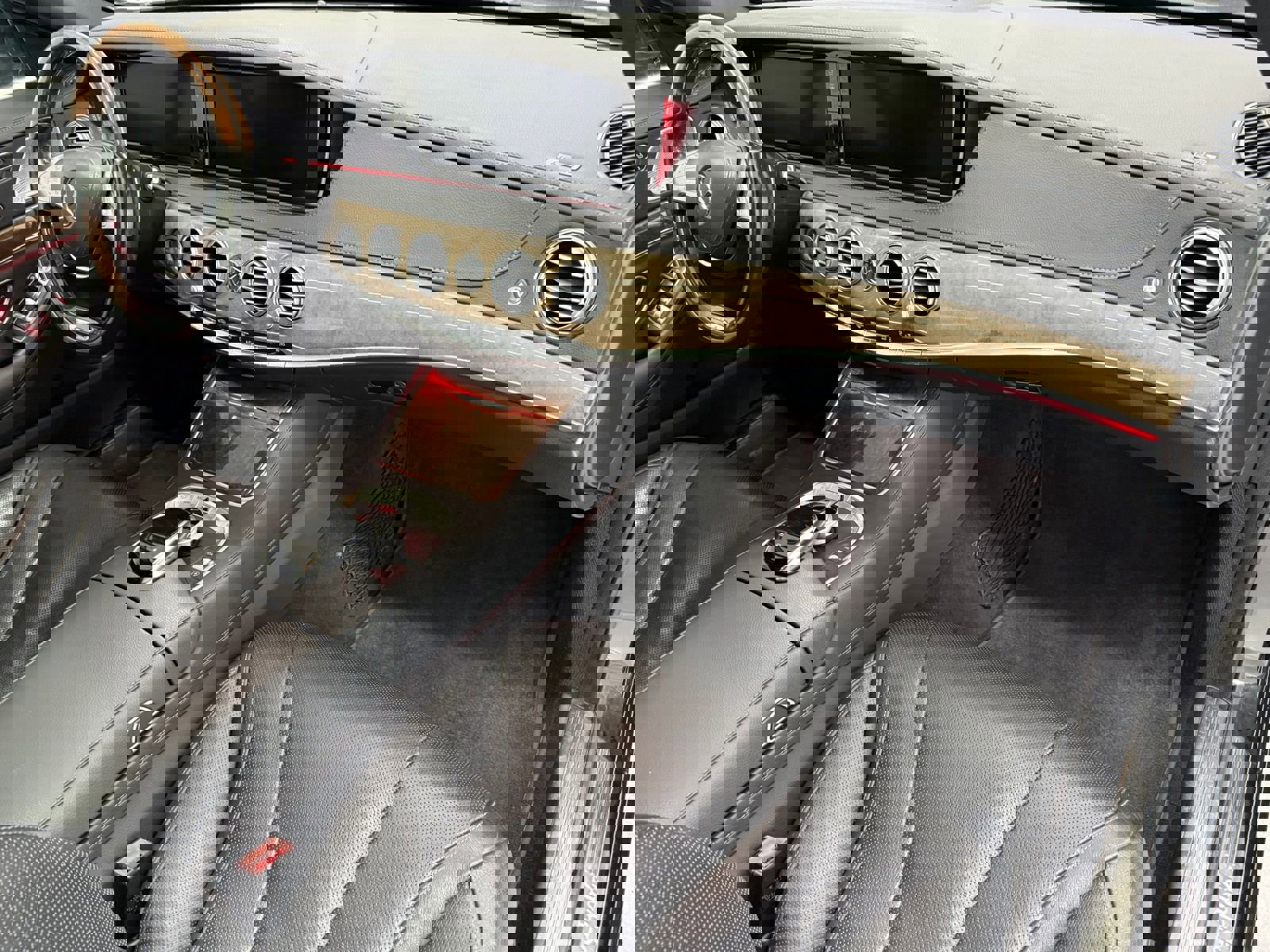 Used 2016 Mercedes-Benz S 550 Sedan image 33