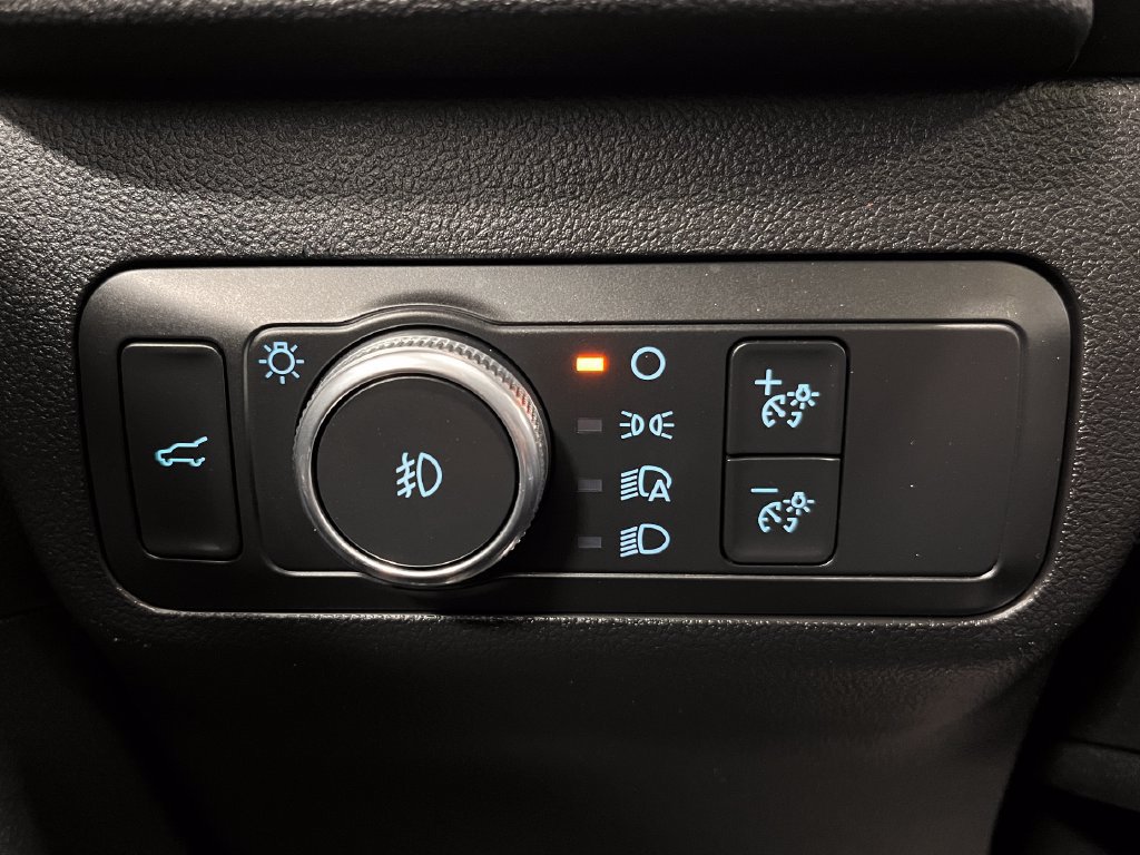 Used 2020 Ford Escape SEL AWD/4WD image 4