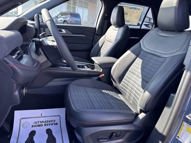 New 2026 Ford Explorer ST-Line w/ ST-Line Street Pack image 9