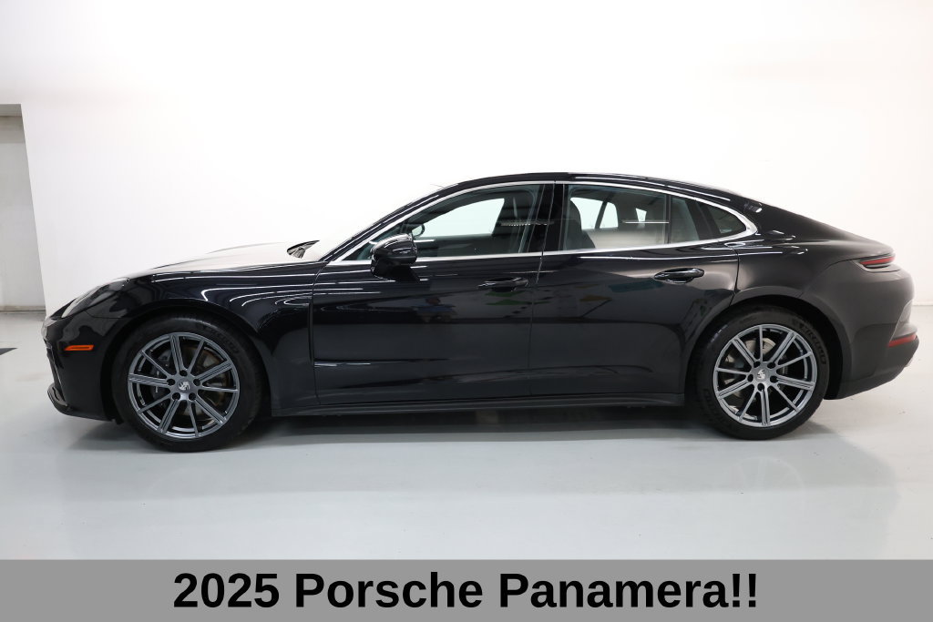 Used 2025 Porsche Panamera image 4