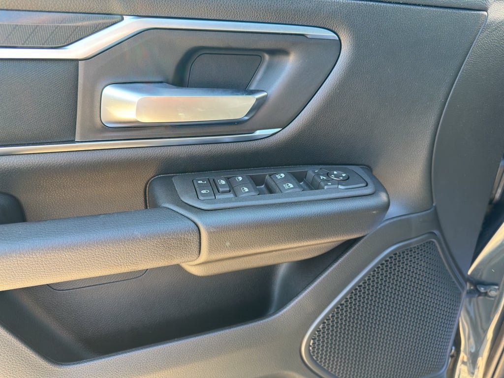 New 2026 RAM 1500 Big Horn AWD/4WD image 10
