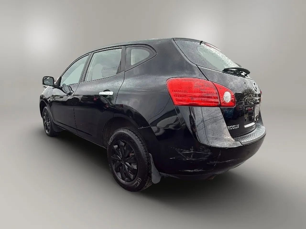 Used 2010 Nissan Rogue S image 3