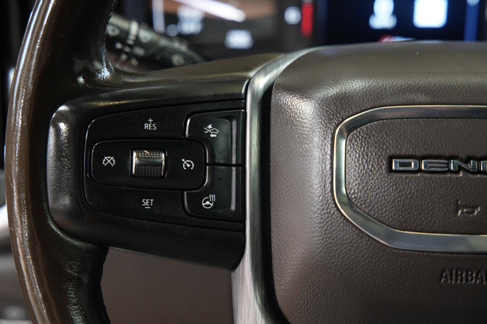 Used 2019 GMC Sierra 1500 Denali w/ Denali Ultimate Package image 34