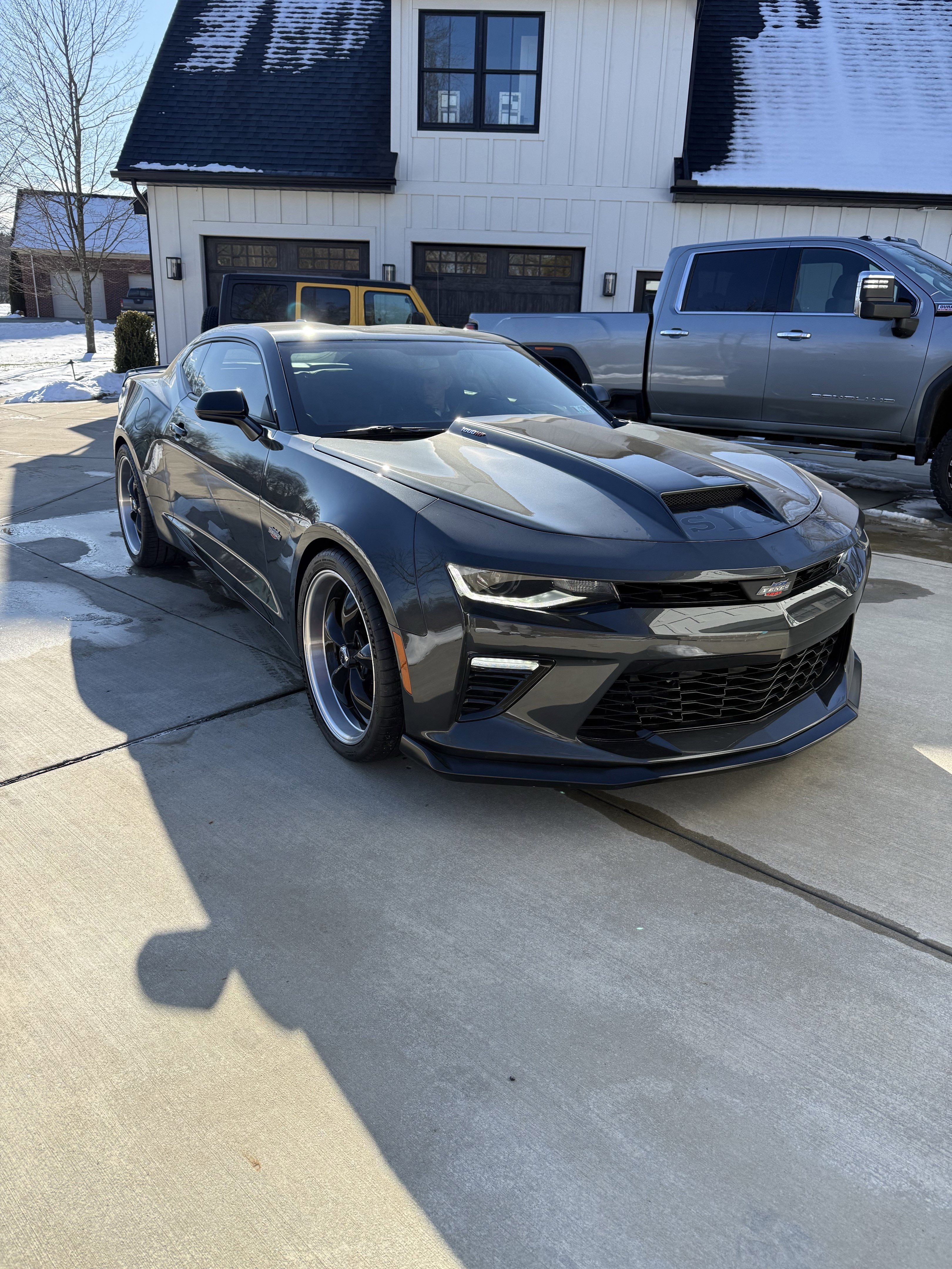 Used 2018 Chevrolet Camaro SS image 5