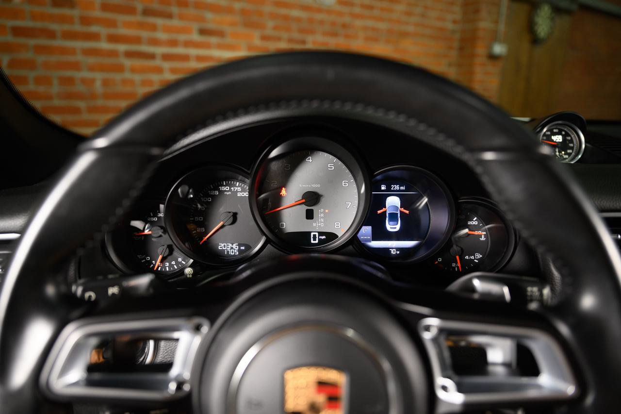 Used 2017 Porsche 911 Carrera S RWD image 33