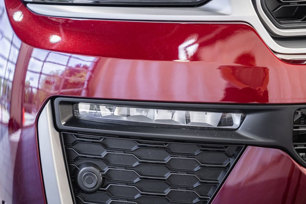 New 2026 Jeep Grand Cherokee Limited AWD/4WD image 14