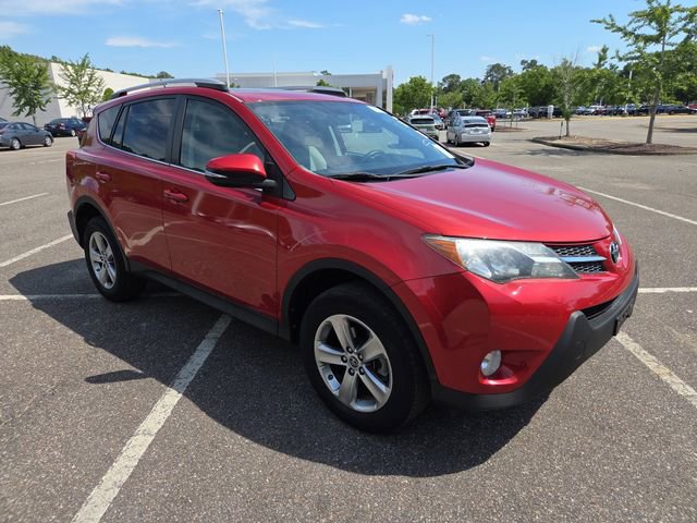 Used 2015 Toyota RAV4 XLE AWD/4WD image 1
