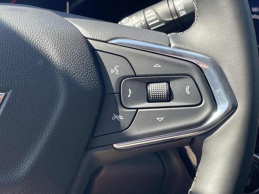 New 2026 Chevrolet Trax ACTIV w/ Sunroof Package FWD image 26