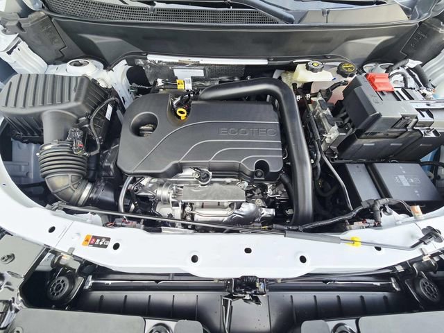 New 2026 Chevrolet Equinox ACTIV w/ LPO, Floor Liner Package image 13