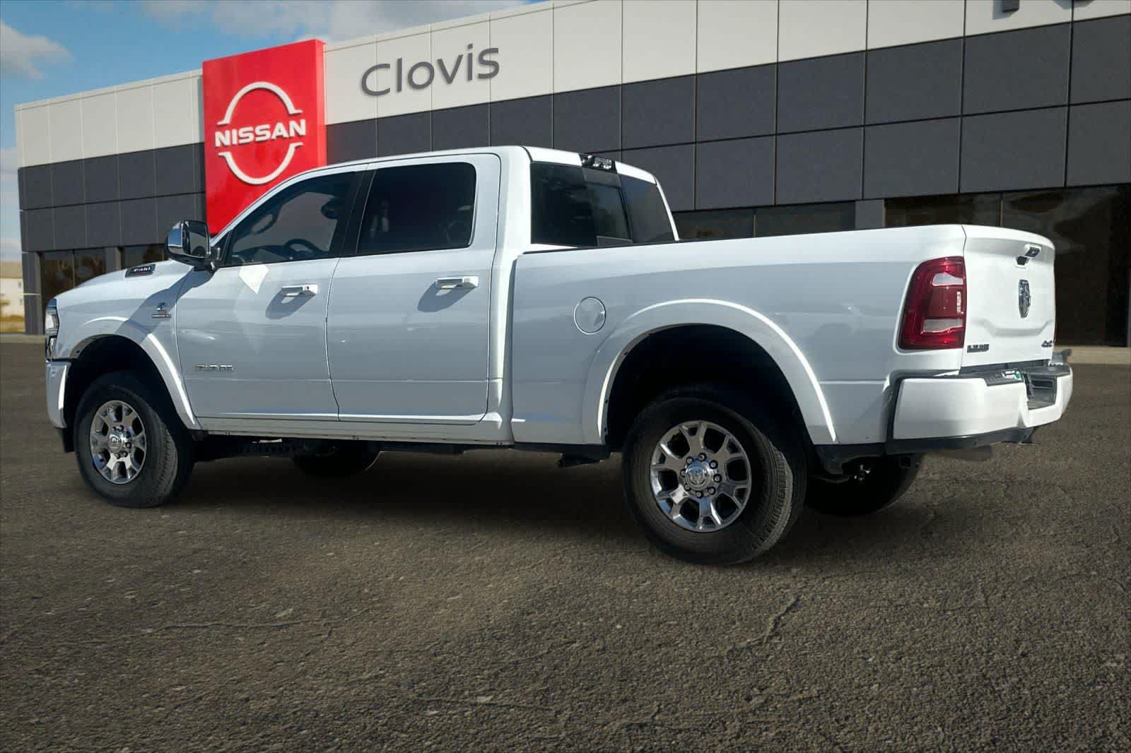 Used 2022 RAM 3500 Laramie AWD/4WD image 7