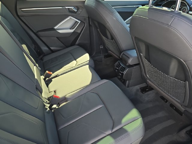 Used 2022 Audi Q3 2.0T Premium AWD/4WD image 13