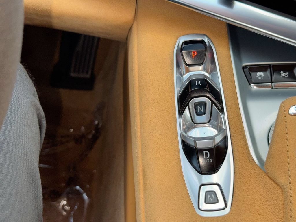 Used 2023 Chevrolet Corvette Stingray Premium Conv w/ Z51 Performance Package RWD image 23