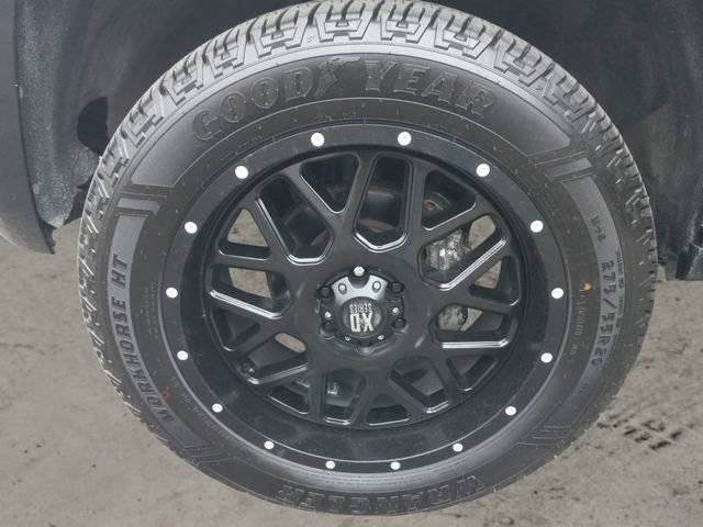 Used 2017 Chevrolet Colorado W/T w/ Custom Special Edition AWD/4WD image 14