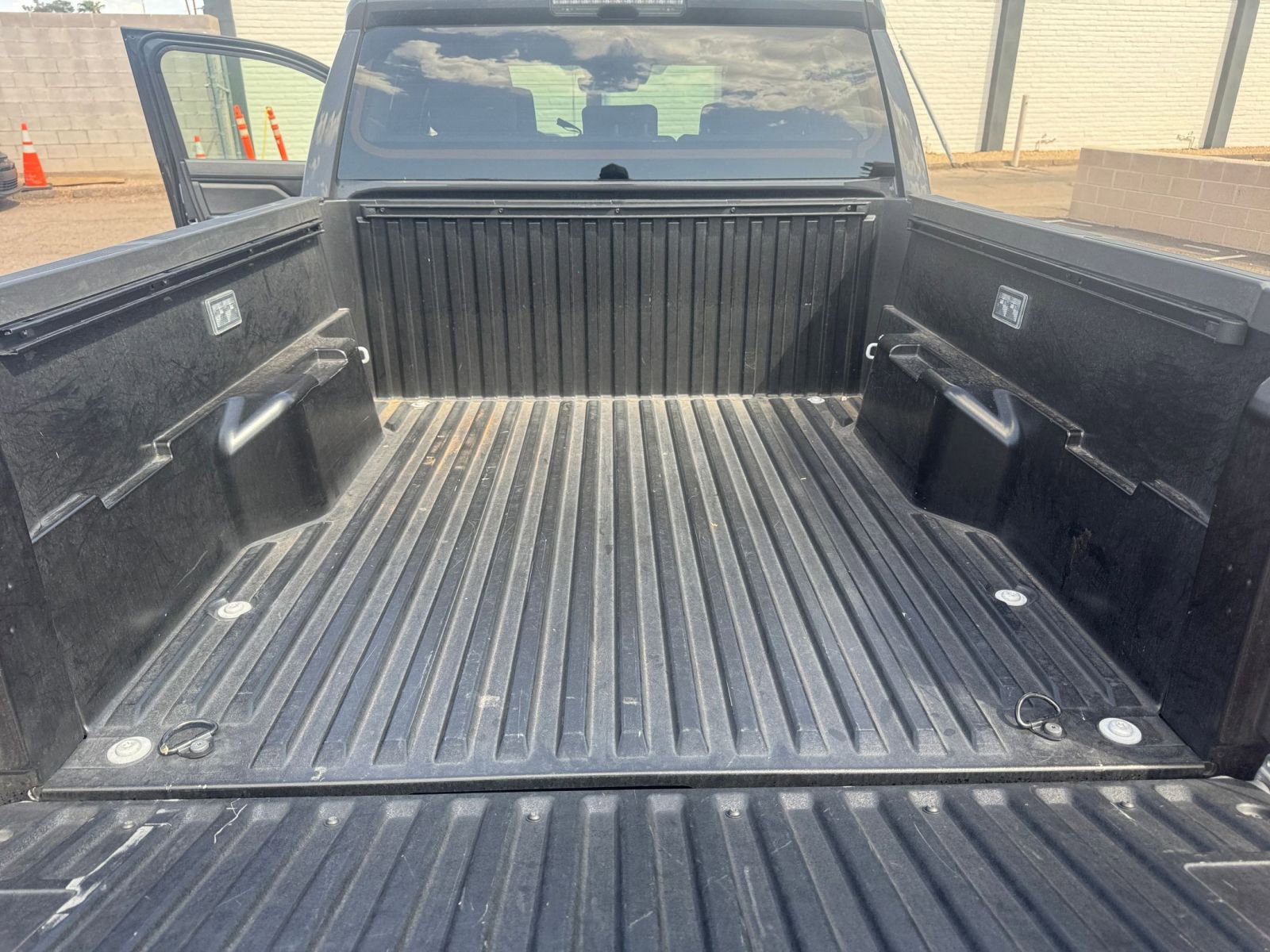 Used 2025 Buick Envista Sport Touring image 29