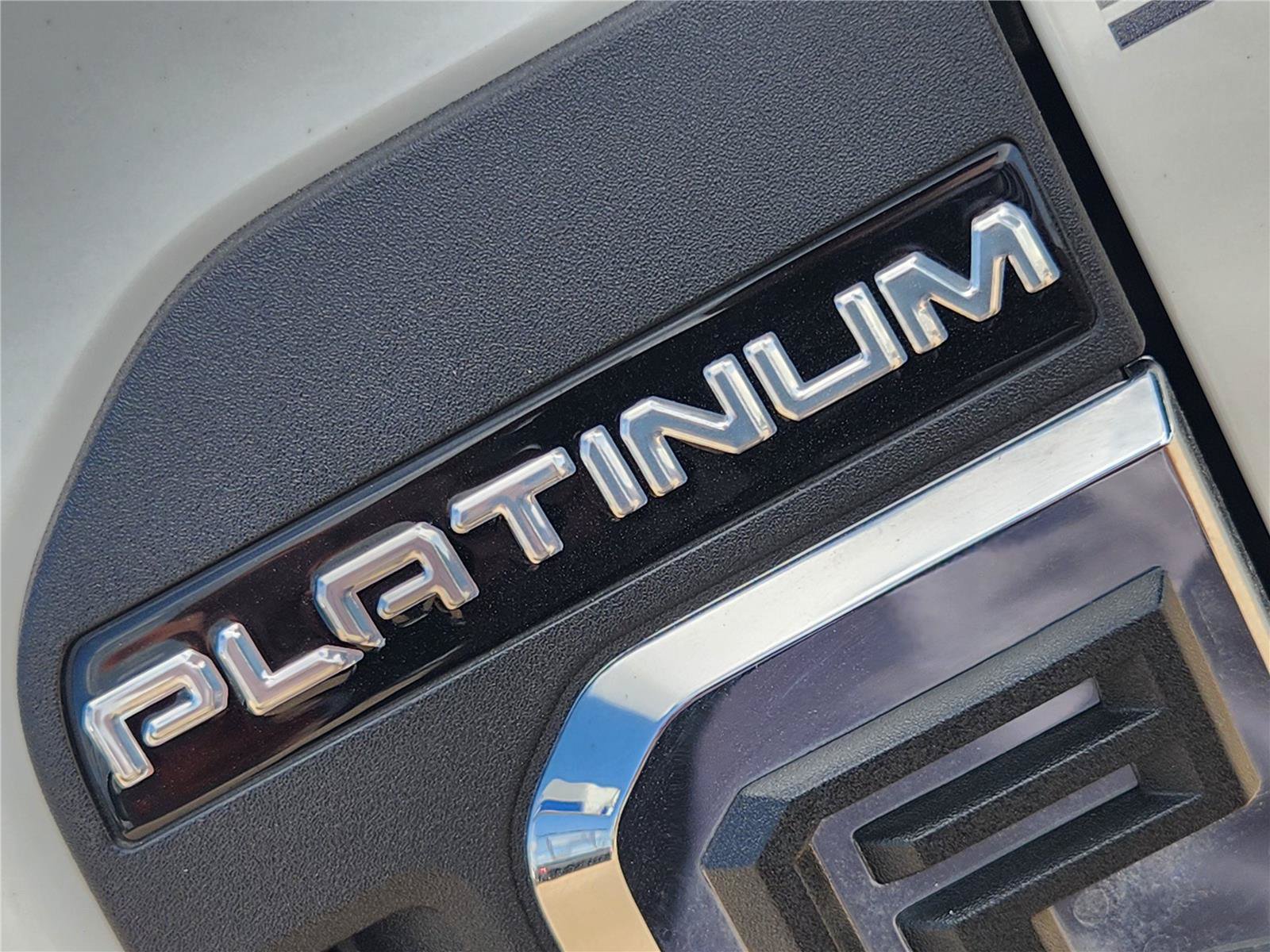 Used 2024 Ford F250 Platinum AWD/4WD image 9