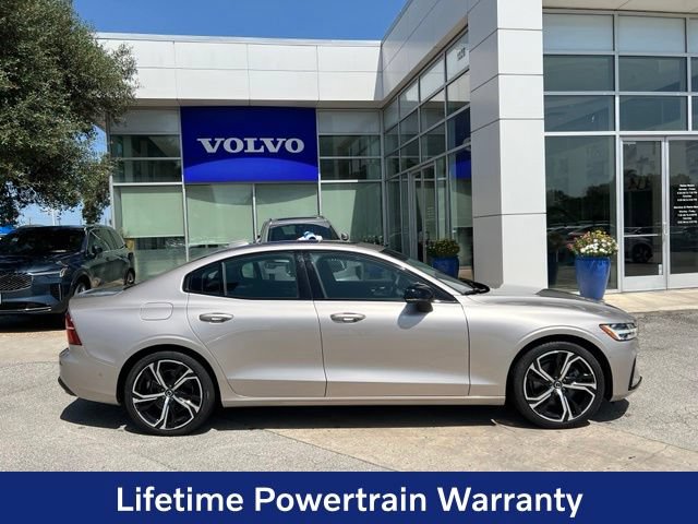 Certified 2024 Volvo S60 B5 Plus FWD image 8
