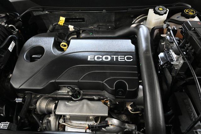 Used 2022 GMC Terrain SLE w/ Driver Convenience Package image 30