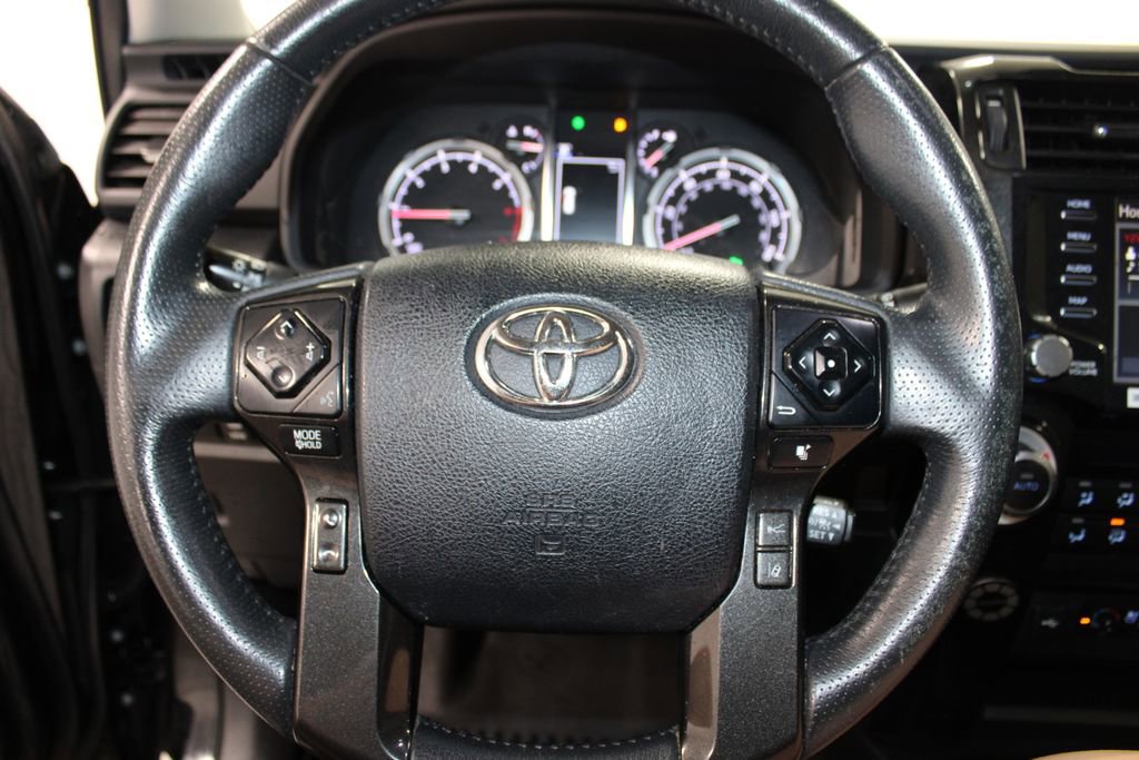 Used 2021 Toyota 4Runner Nightshade image 32