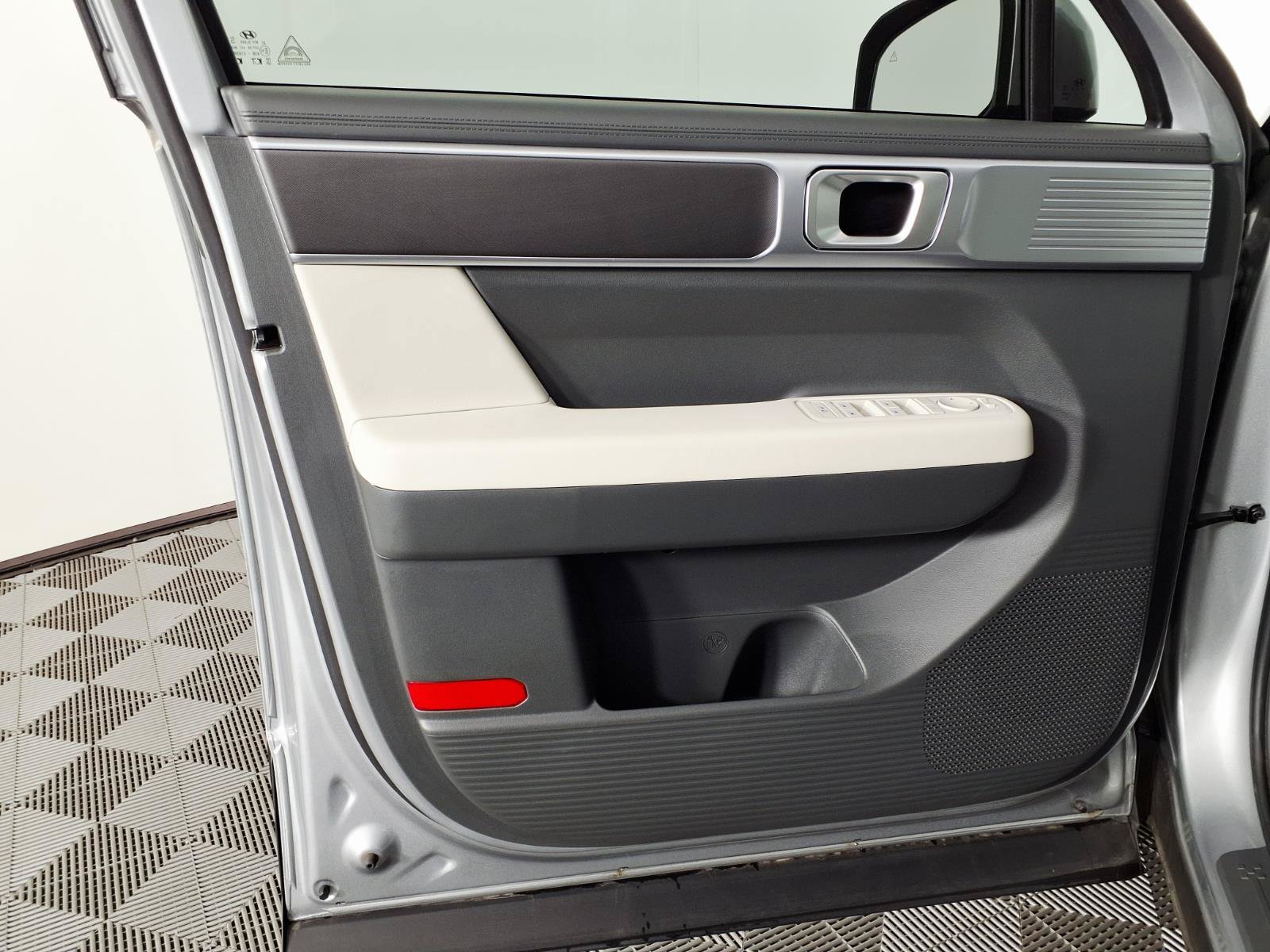 Certified 2026 Hyundai Santa Fe SE FWD image 17