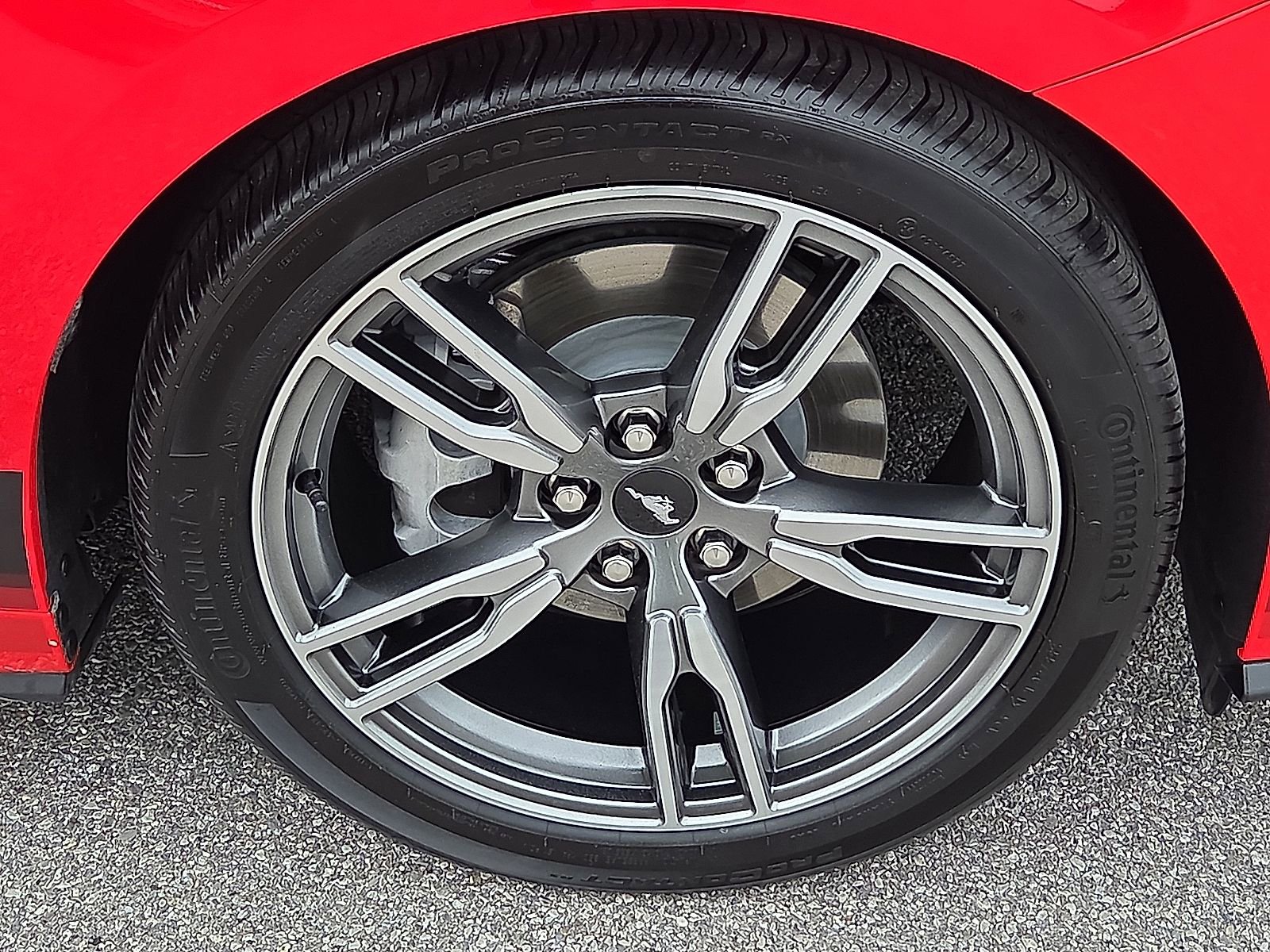 Certified 2025 Ford Mustang Coupe RWD image 7