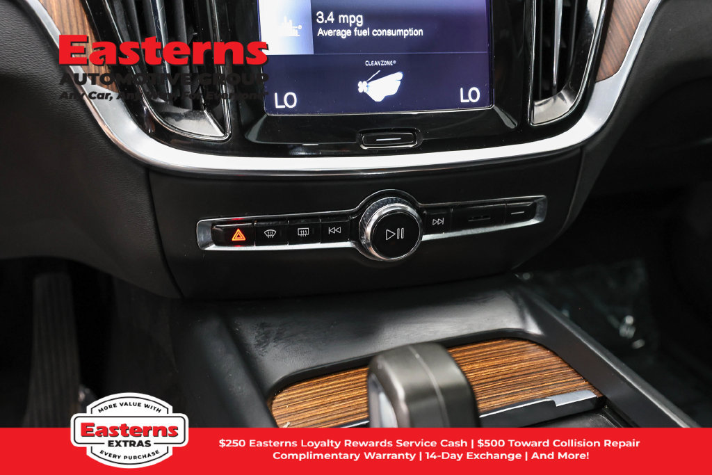 Used 2022 Volvo S60 B5 Inscription FWD image 20