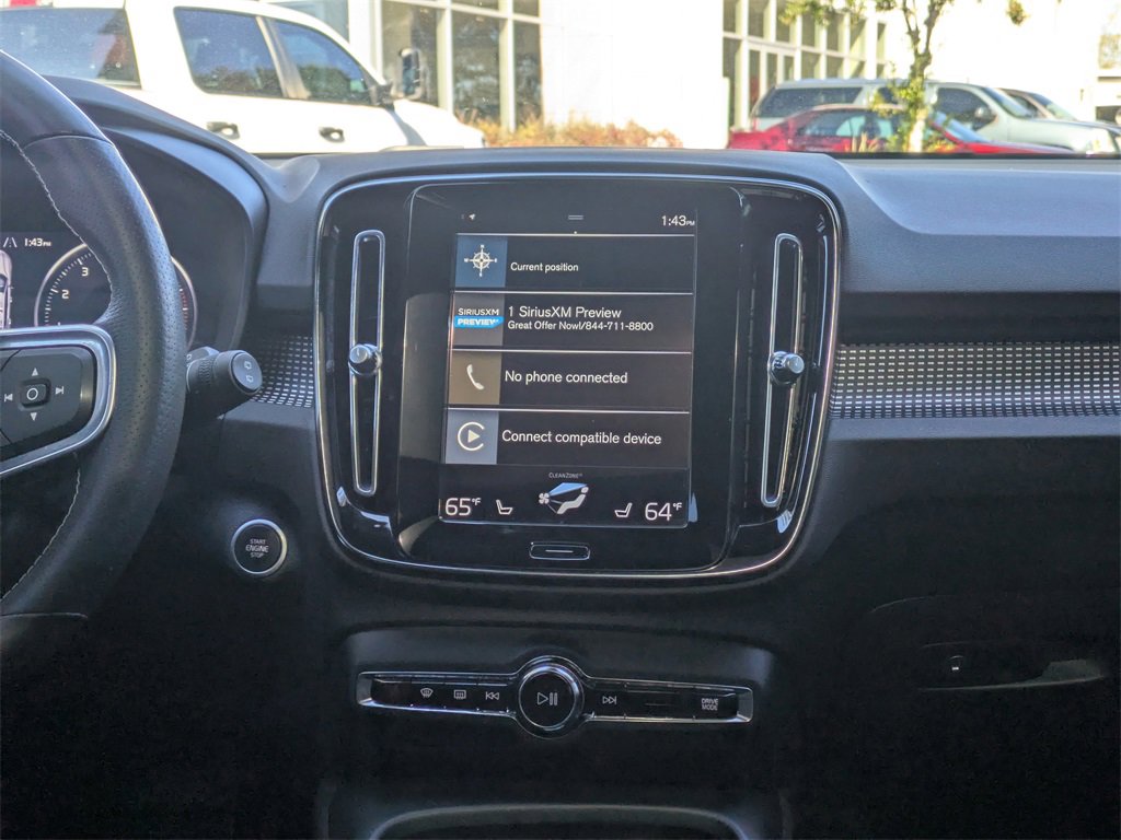 Used 2021 Volvo XC40 T5 R-Design w/ Climate Package image 19