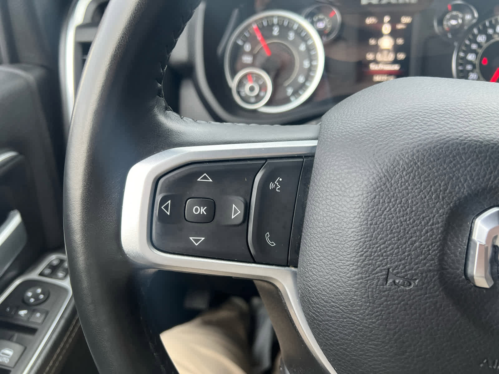 Used 2024 RAM 2500 Big Horn image 22