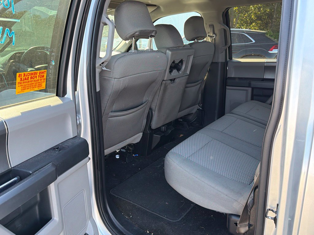 Used 2015 Ford F150 XLT w/ Equipment Group 302A Luxury AWD/4WD image 18