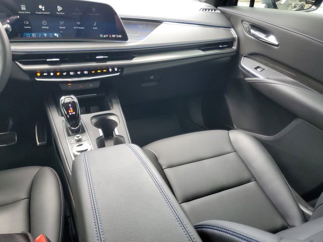 Certified 2025 Cadillac XT4 Sport w/ LPO, Floor Liner Package FWD image 15