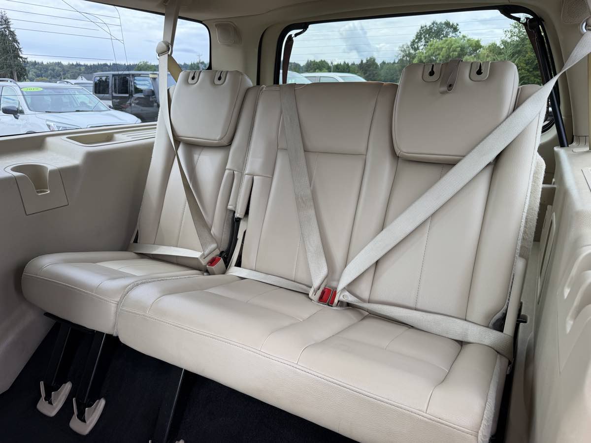 Used 2015 Ford Expedition Max Limited AWD/4WD image 12
