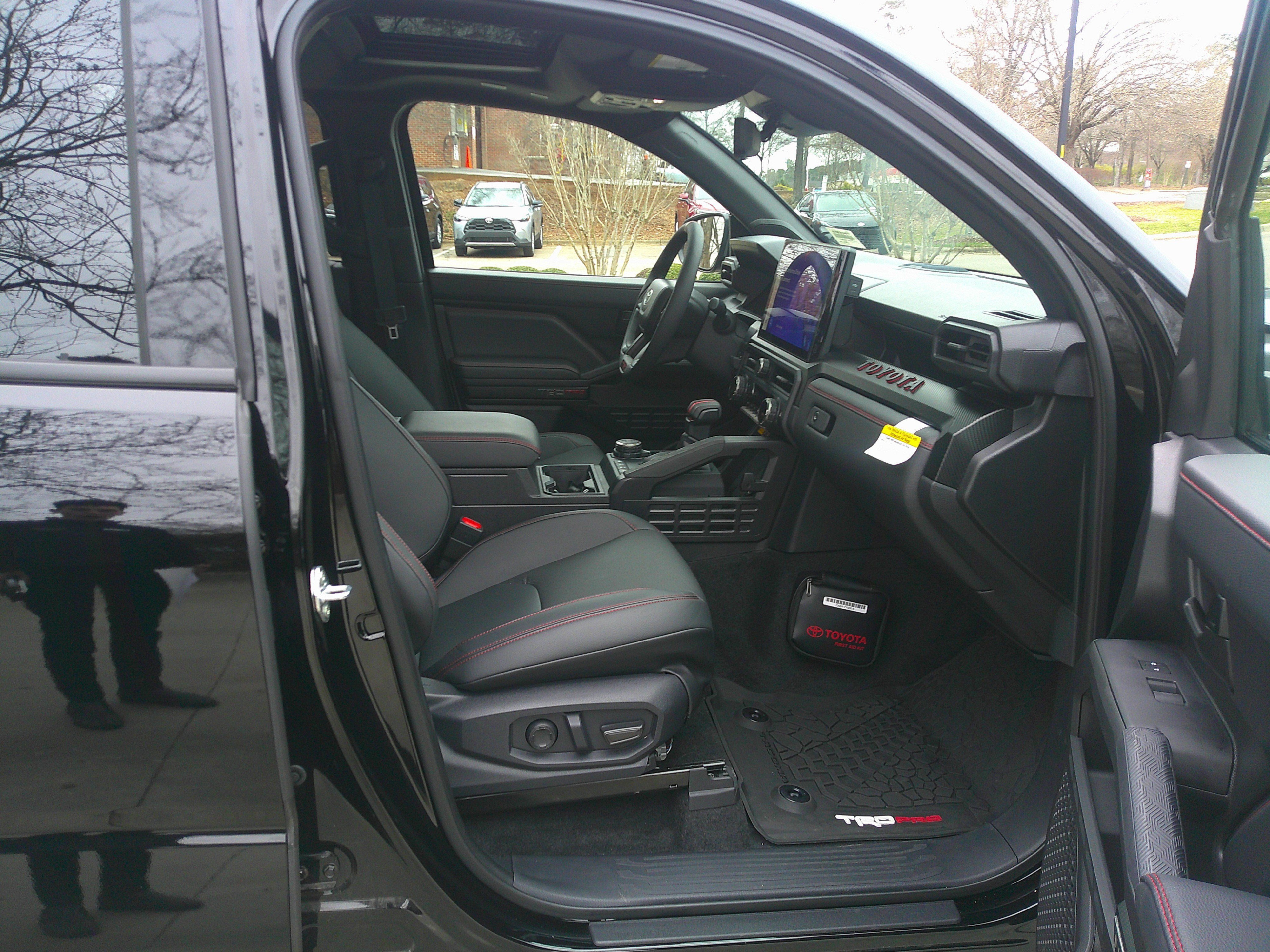 Used 2025 Toyota Tacoma TRD Pro image 34