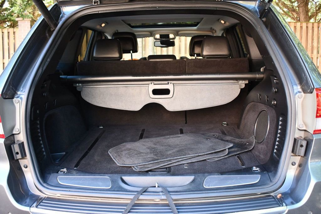 Used 2012 Jeep Grand Cherokee Overland image 6