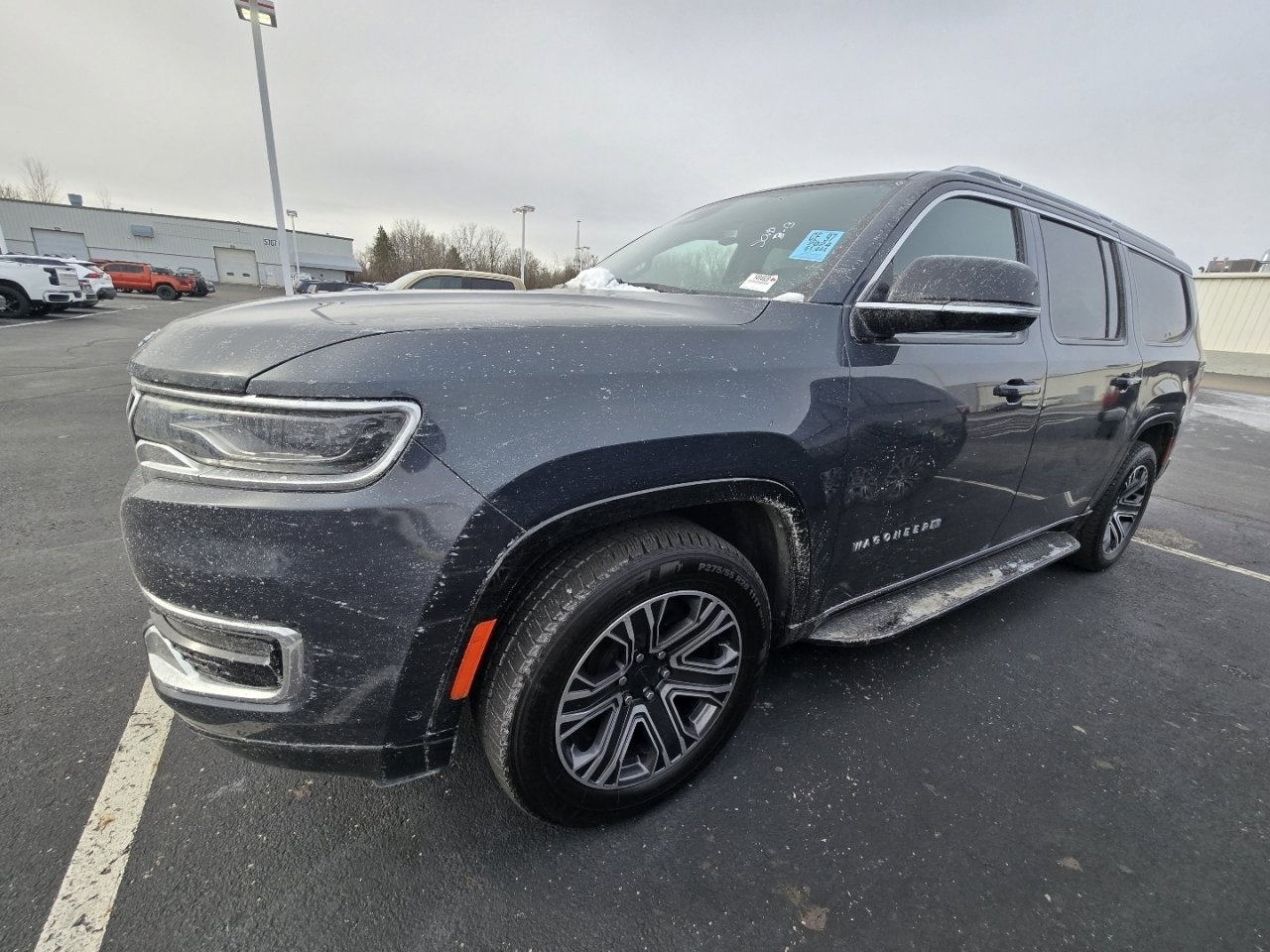 Used 2024 Jeep Wagoneer L Series II w/ Flexible Seating Group image 4