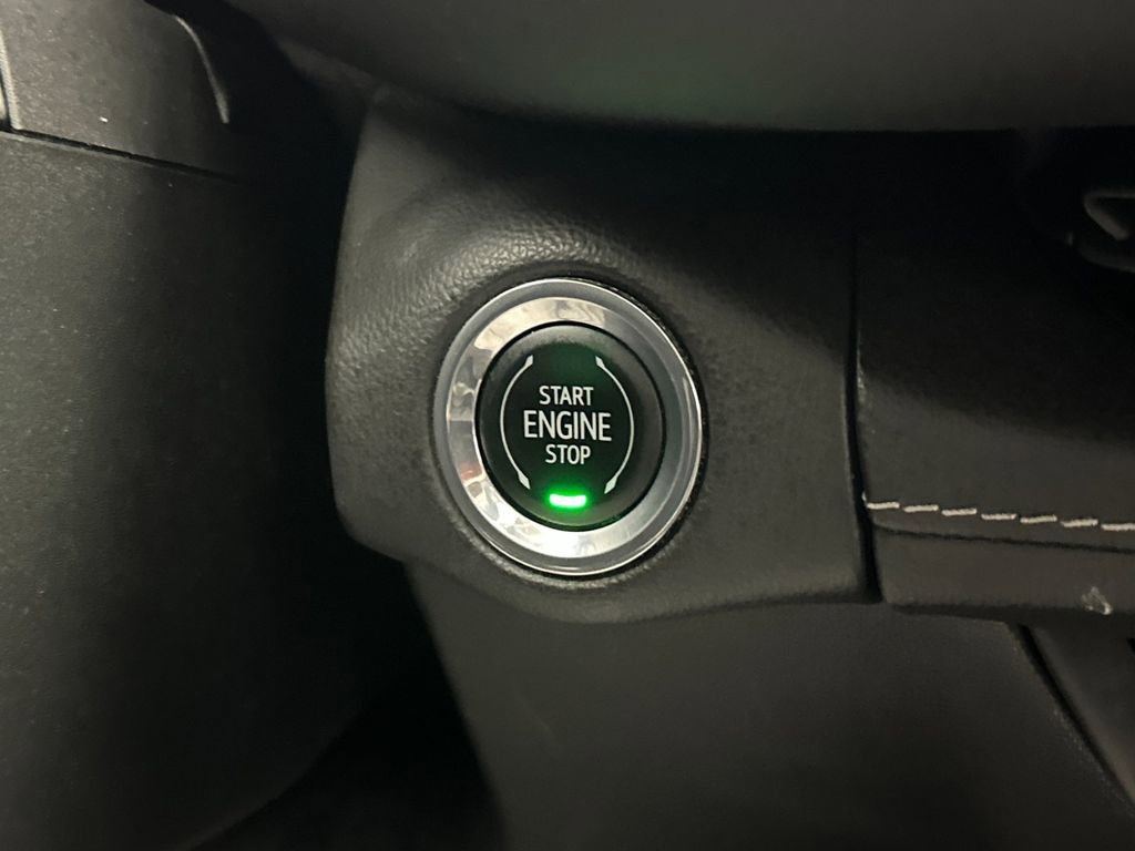 Used 2023 Buick Envision Preferred image 21