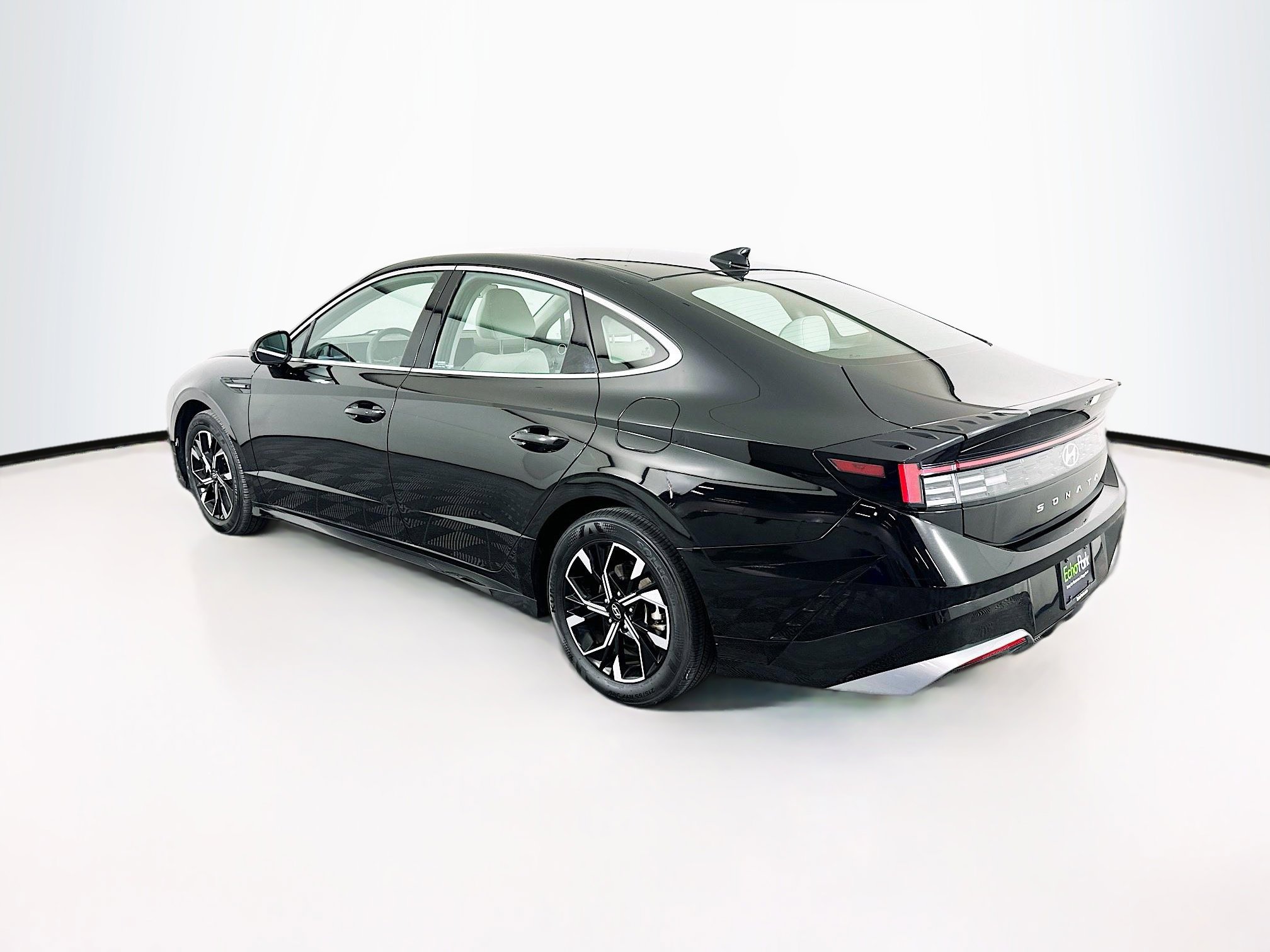 Used 2025 Hyundai Sonata SEL FWD image 5