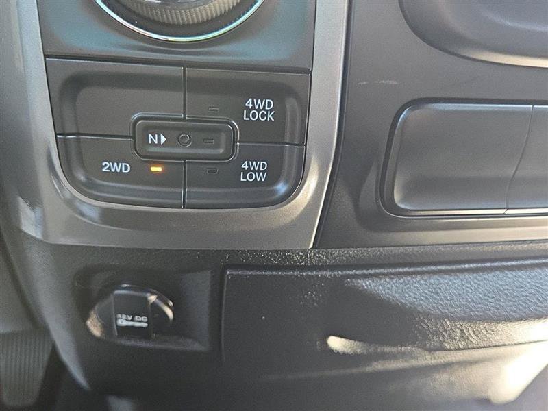 Used 2024 RAM 1500 Warlock AWD/4WD image 20