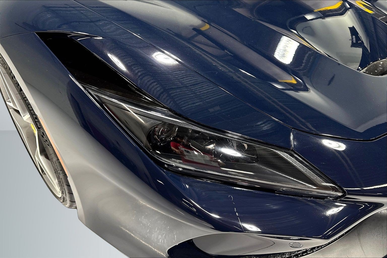 Used 2023 Ferrari F8 Spider RWD image 26