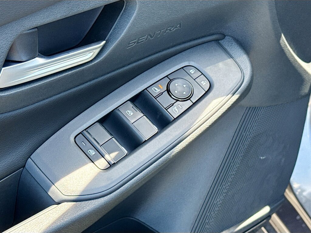 New 2026 Nissan Sentra SV FWD image 7