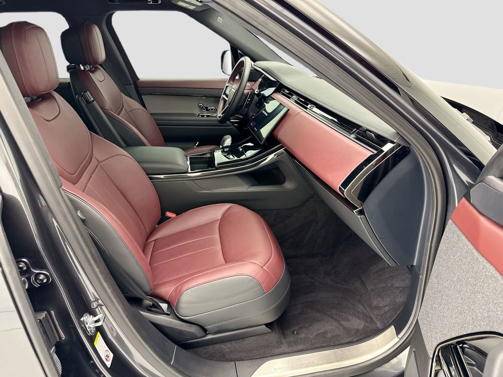 Used 2024 Land Rover Range Rover Sport Dynamic SE image 19