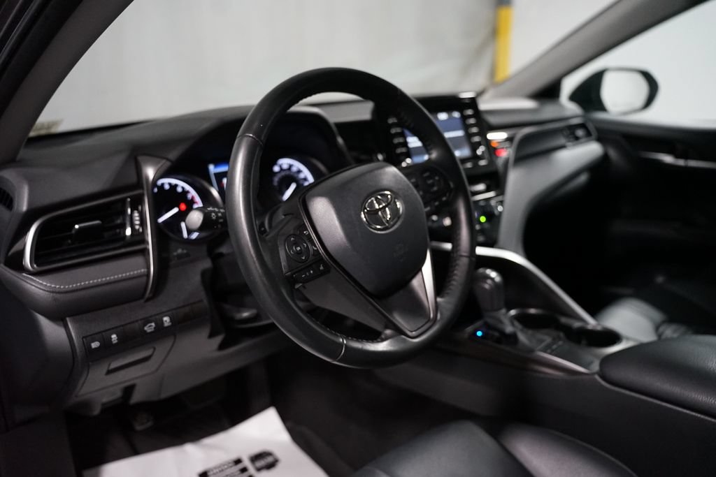 Certified 2023 Toyota Camry SE FWD image 18