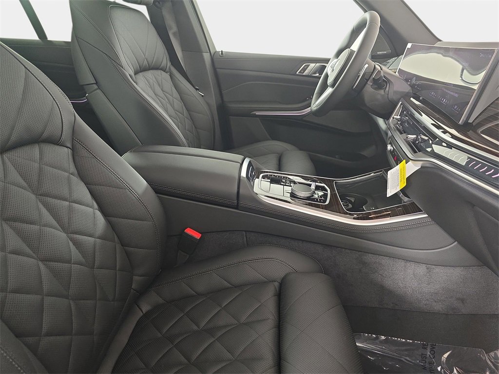 New 2026 BMW X5 xDrive40i w/ M Sport Package image 9