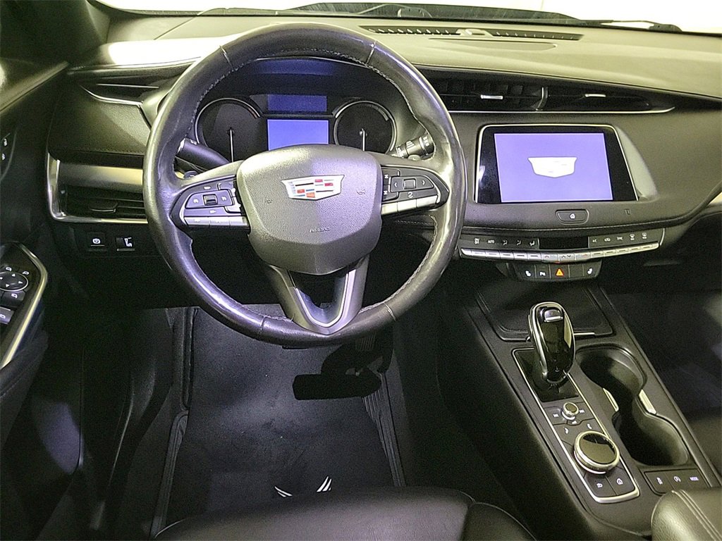 Certified 2020 Cadillac XT4 Premium Luxury w/ Cold Weather Package image 14