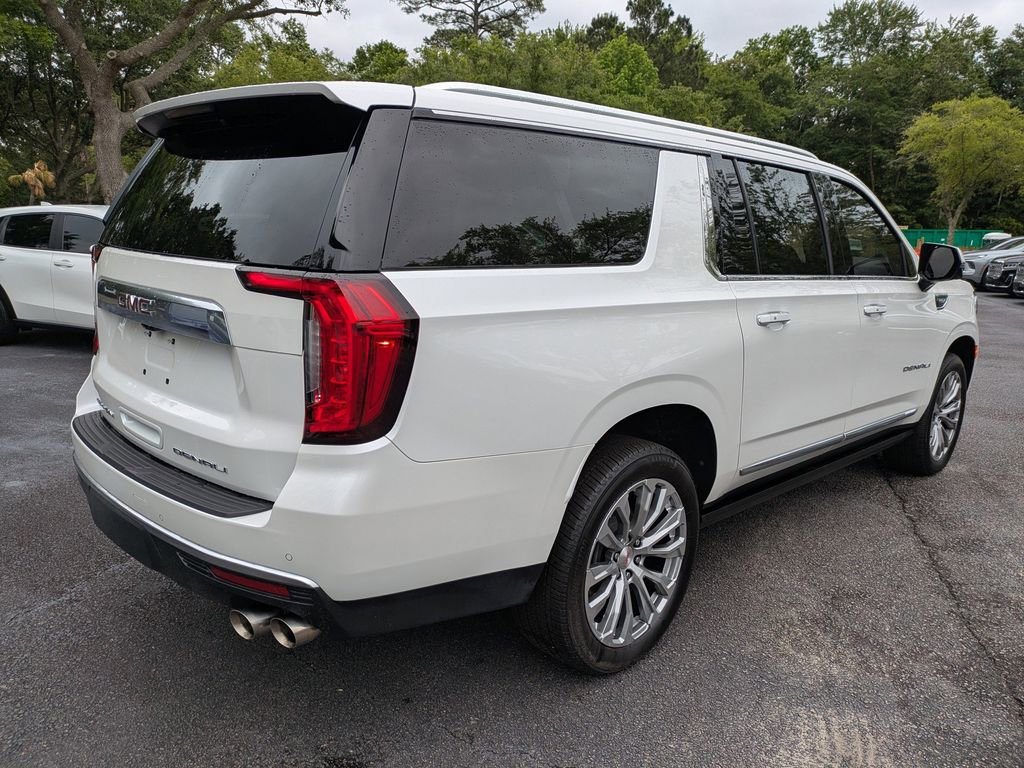 Used 2021 GMC Yukon XL Denali w/ Denali Premium Package RWD image 4