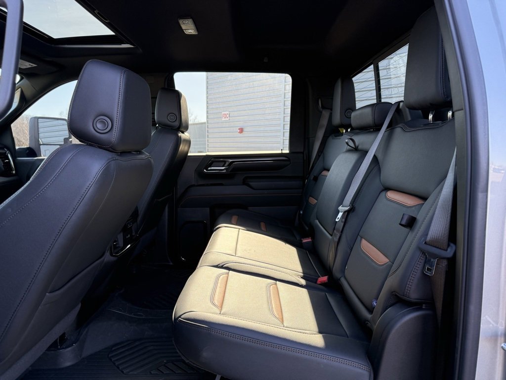 Used 2024 GMC Sierra 2500 AT4 w/ AT4 Preferred Package image 21