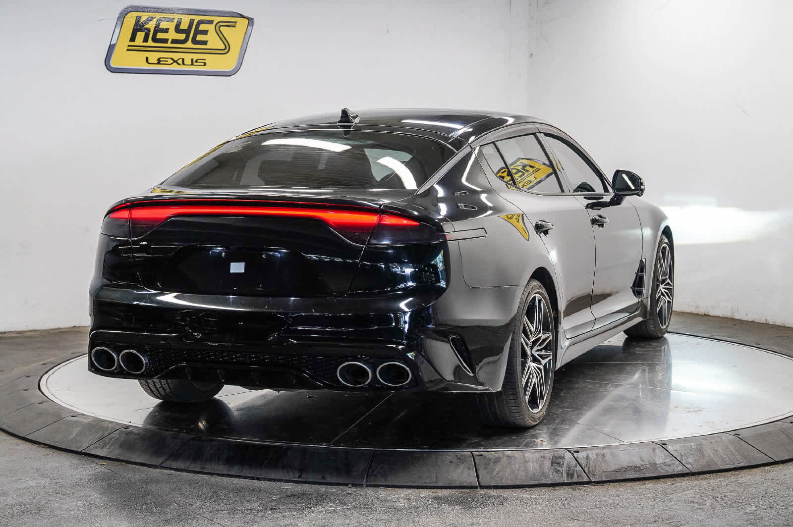 Used 2022 Kia Stinger GT2 w/ Red Interior Color Package AWD/4WD image 4