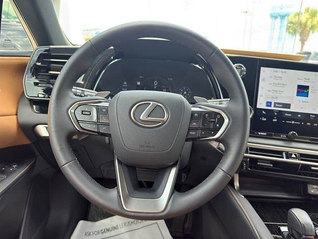 Certified 2025 Lexus RX 350 FWD w/ Technology Package image 16
