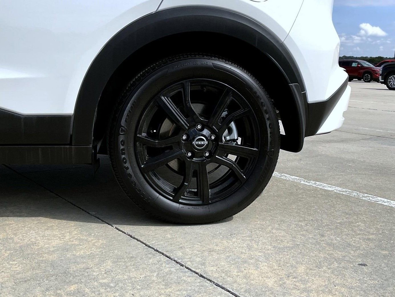 Certified 2024 Nissan Kicks SR w/ SR Premium Package image 23