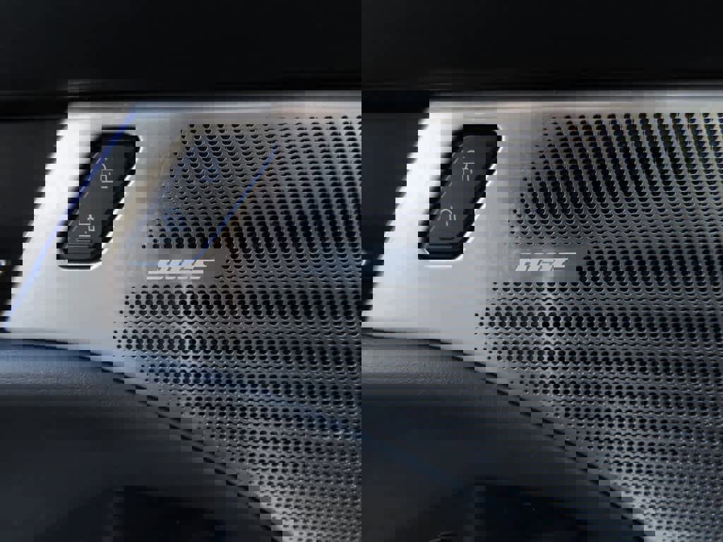 Used 2023 MAZDA MAZDA3 s image 16